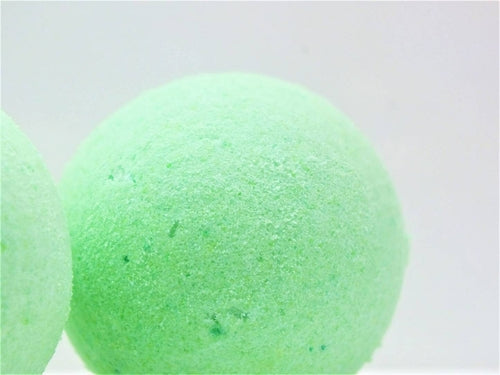 Scottish Tweed & Epsom Salt Bath Bomb — Luxury Natural Soak